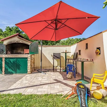 Leila Holiday home