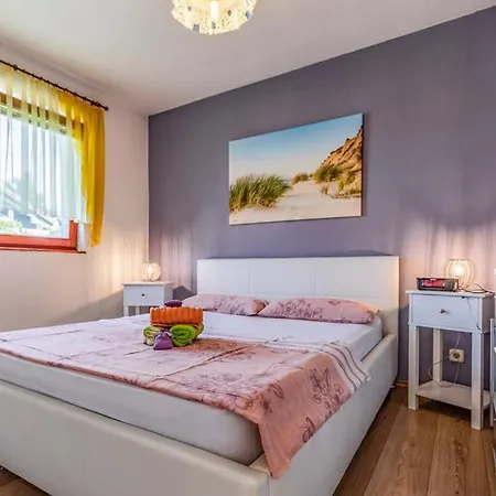 Holiday home Leila Medulin